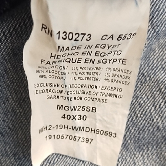 Wrangler Regular Fit Denim Jeans with Subtle Fading - Picture 5 of 9